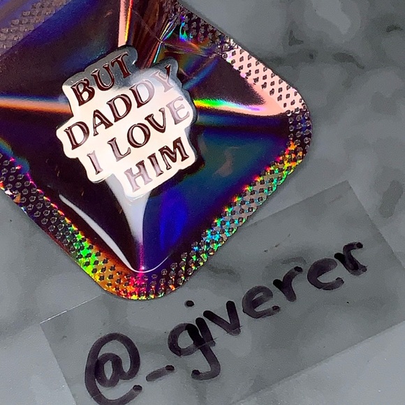 BUT DADDY I LOVE HIM TTPD TAYLOR PIN - Picture 3 of 8